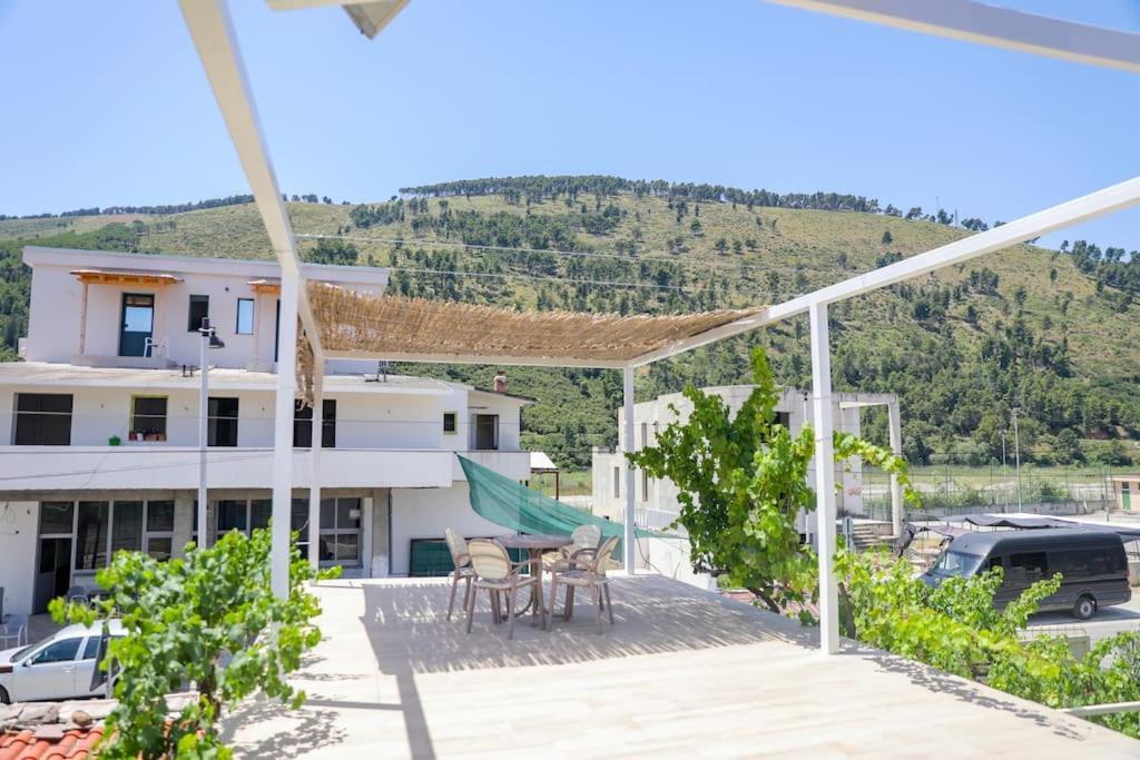 Cereni Guesthouse Berat Extérieur photo